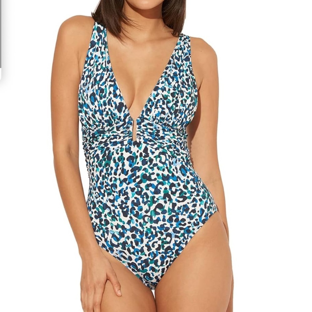 Blue Rod Beattie 🔥sale🔥swimsuit. White with blue and green colors